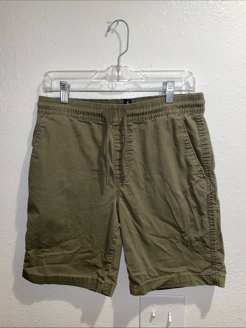 Volcom Men's Frickin Elastic Waist Chino Shorts Olive Green - Size M